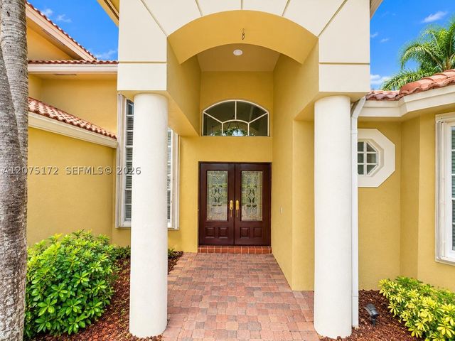 5116 NW 57th Ter, Coral Springs, FL 33067