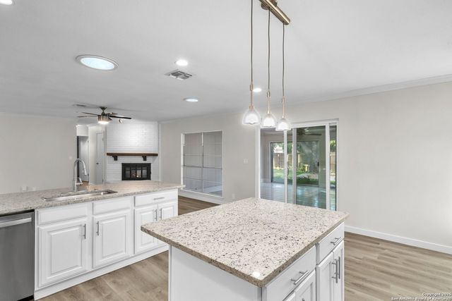 6850 Agua Calientes, San Antonio, TX 78239