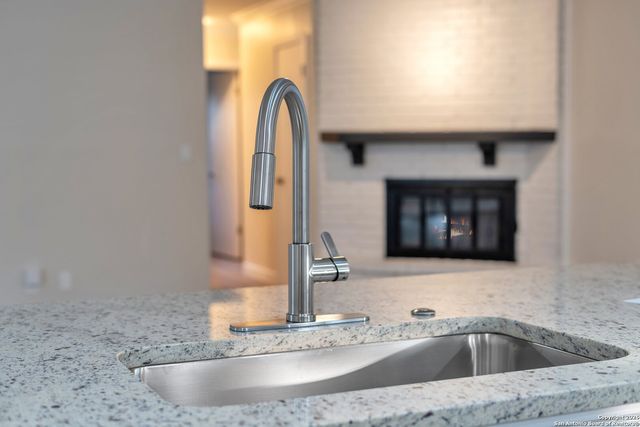 6850 Agua Calientes, San Antonio, TX 78239