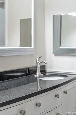 6850 Agua Calientes, San Antonio, TX 78239