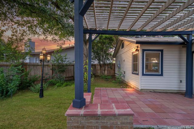 6850 Agua Calientes, San Antonio, TX 78239