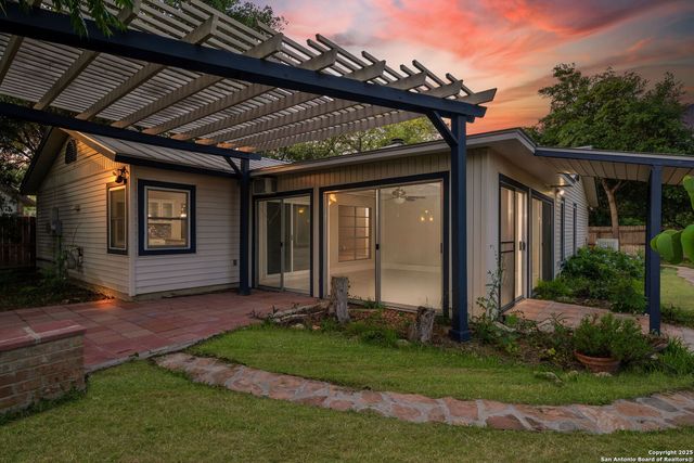 6850 Agua Calientes, San Antonio, TX 78239