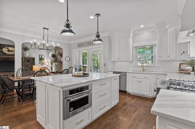 4 Golden Bear Court, Greenville, SC 29609