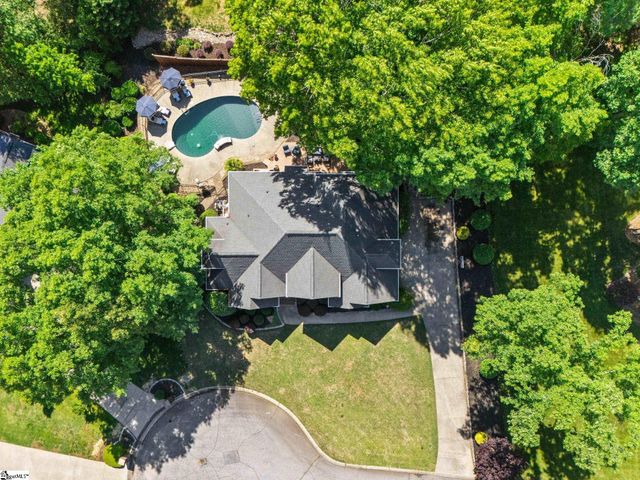 4 Golden Bear Court, Greenville, SC 29609