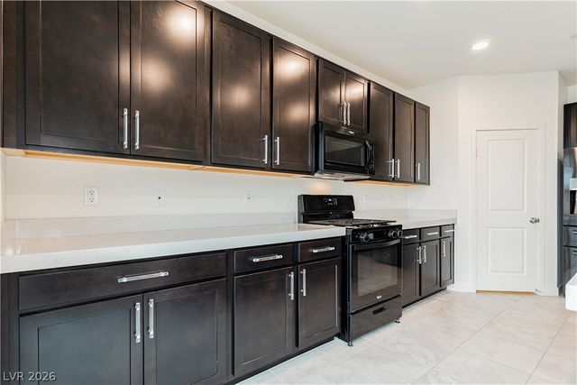 3228 Brescia Bank Avenue, Henderson, NV 89044