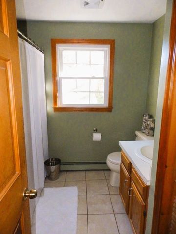 474 Pike Ue, Attleboro, MA 02703