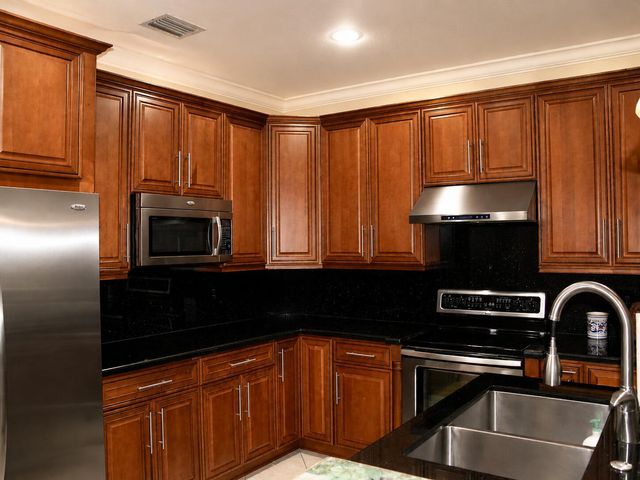 1802 SW 156th Avenue, Miramar, FL 33027