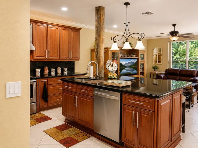 1802 SW 156th Avenue, Miramar, FL 33027