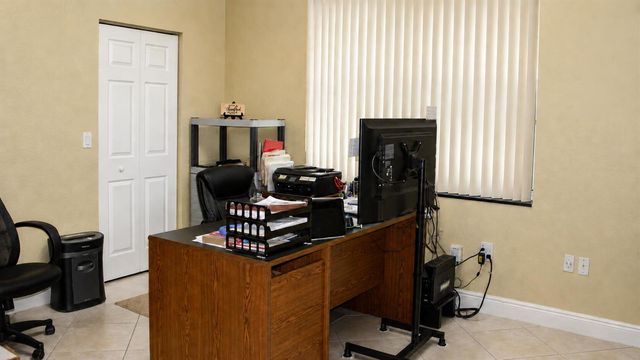 1802 SW 156th Avenue, Miramar, FL 33027