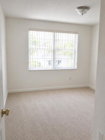 1802 SW 156th Avenue, Miramar, FL 33027