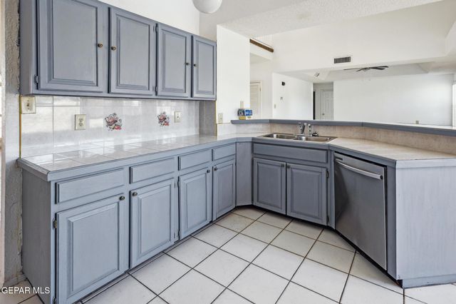 11648 LAKE ERIE Drive, El Paso, TX 79936