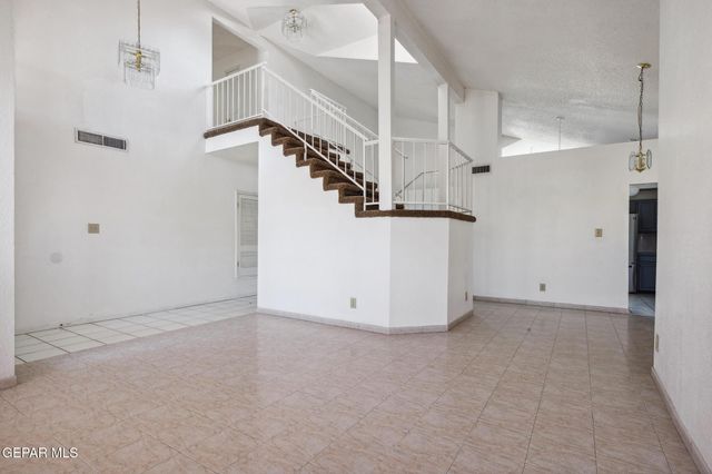 11648 LAKE ERIE Drive, El Paso, TX 79936