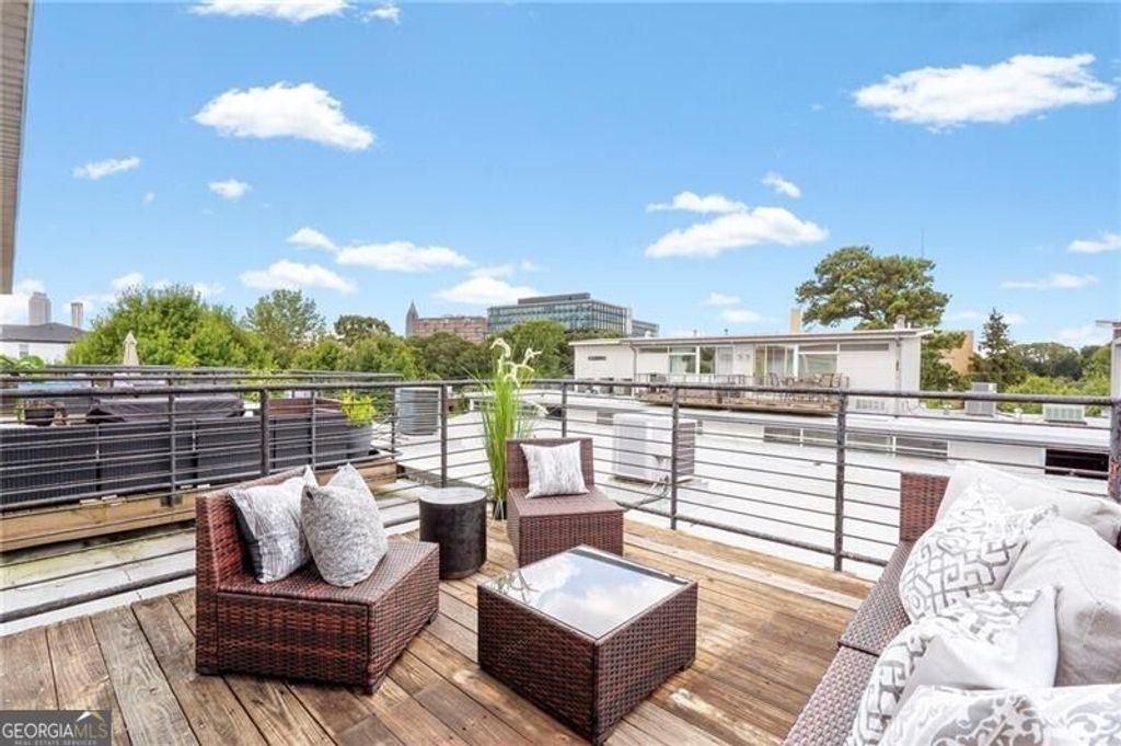 400 Village Parkway 128, Atlanta, GA 30306 — photo 2