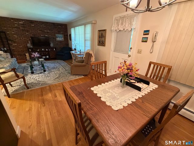 1465 Willard Avenue A, Newington, CT 06111
