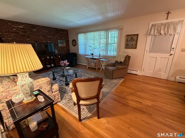 1465 Willard Avenue A, Newington, CT 06111