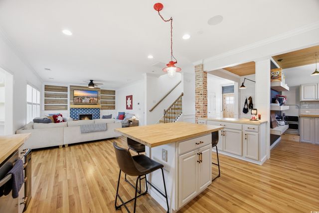 1004 Maccoa Dr., Conway, SC 29526