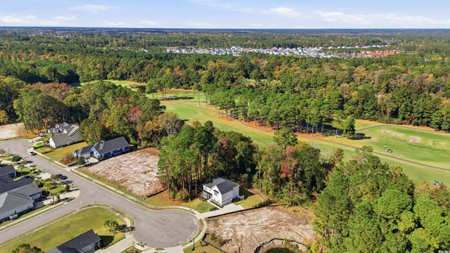 1004 Maccoa Dr., Conway, SC 29526