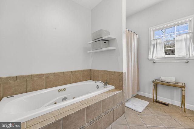 6576 TIMOTHY LN, Warrenton, VA 20186