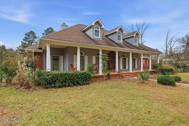 112 Saddle Creek Cove, Canton, MS 39046
