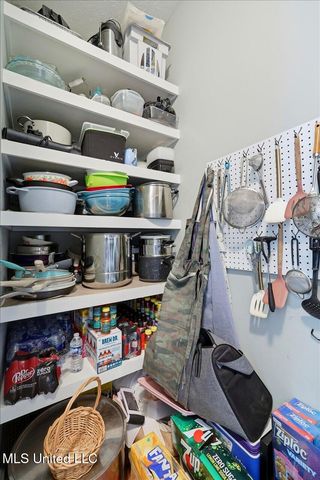 112 Saddle Creek Cove, Canton, MS 39046