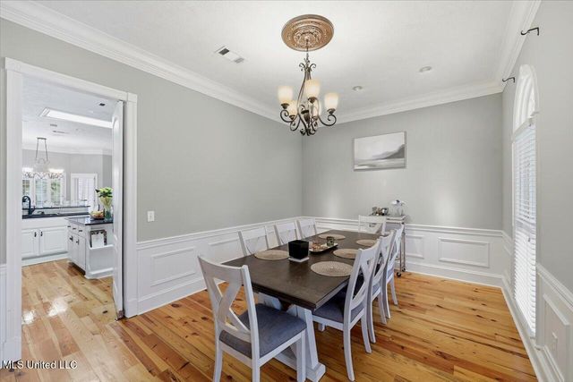 112 Saddle Creek Cove, Canton, MS 39046