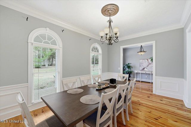 112 Saddle Creek Cove, Canton, MS 39046