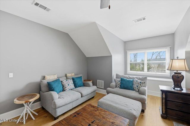 112 Saddle Creek Cove, Canton, MS 39046