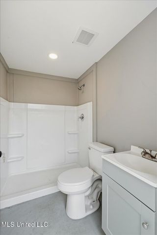 112 Saddle Creek Cove, Canton, MS 39046