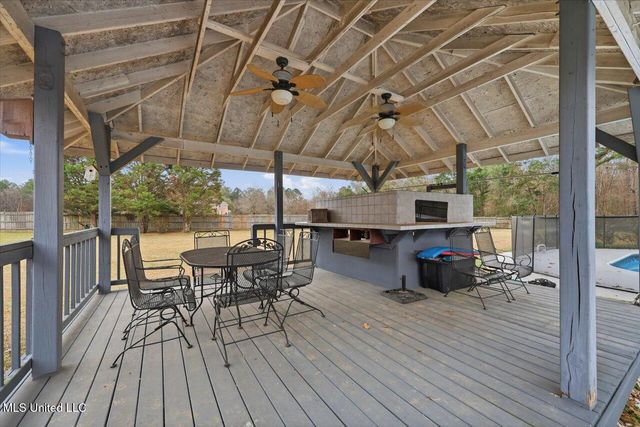 112 Saddle Creek Cove, Canton, MS 39046