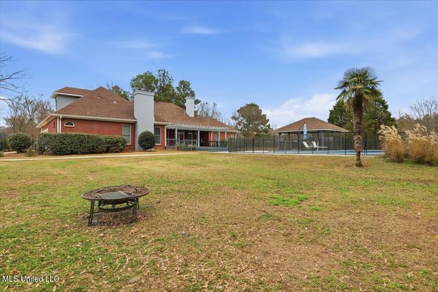 112 Saddle Creek Cove, Canton, MS 39046