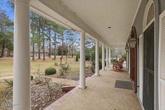 112 Saddle Creek Cove, Canton, MS 39046
