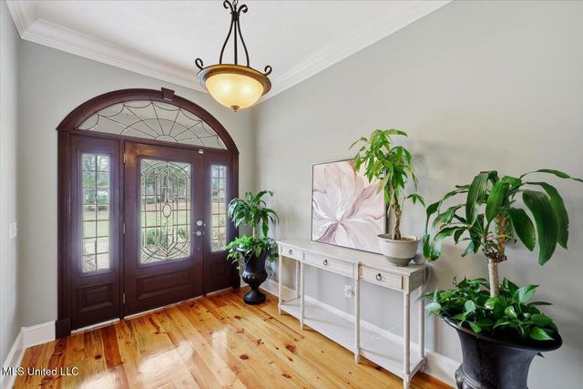 112 Saddle Creek Cove, Canton, MS 39046