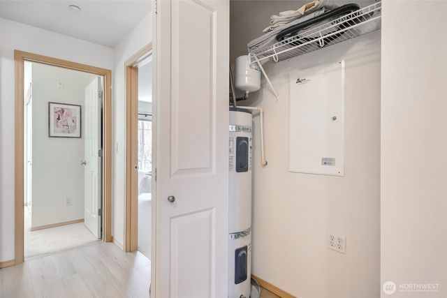 1957 23rd Place NE #203, Issaquah, WA 98029