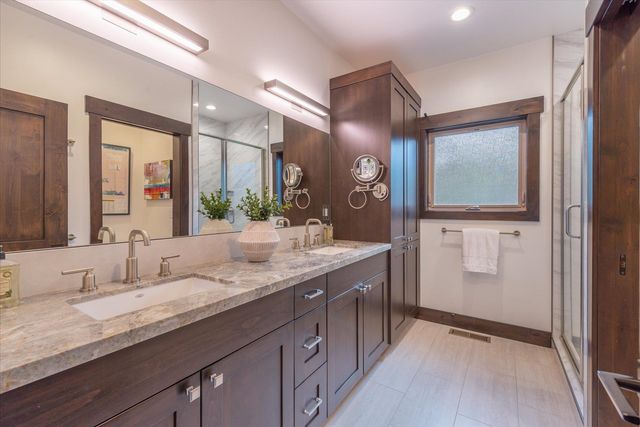 11529 Zermatt Drive, Truckee, CA 96161