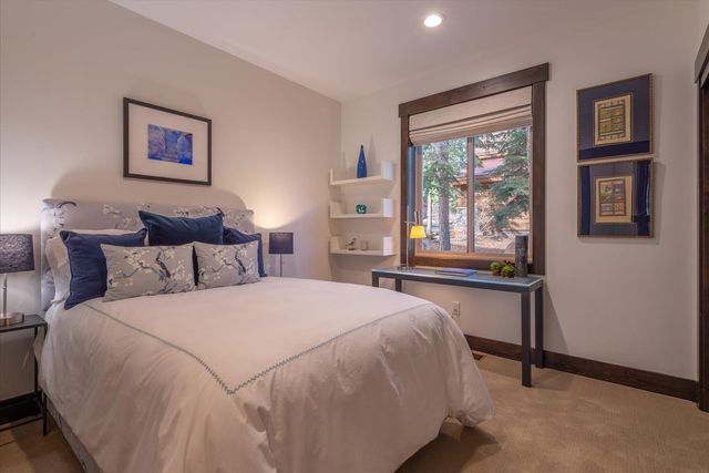 11529 Zermatt Drive, Truckee, CA 96161