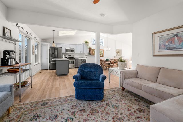 20970 Lupine Avenue, Bend, OR 97701