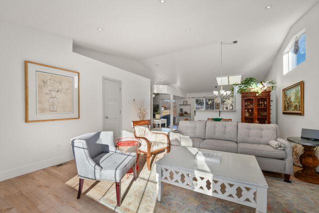 20970 Lupine Avenue, Bend, OR 97701