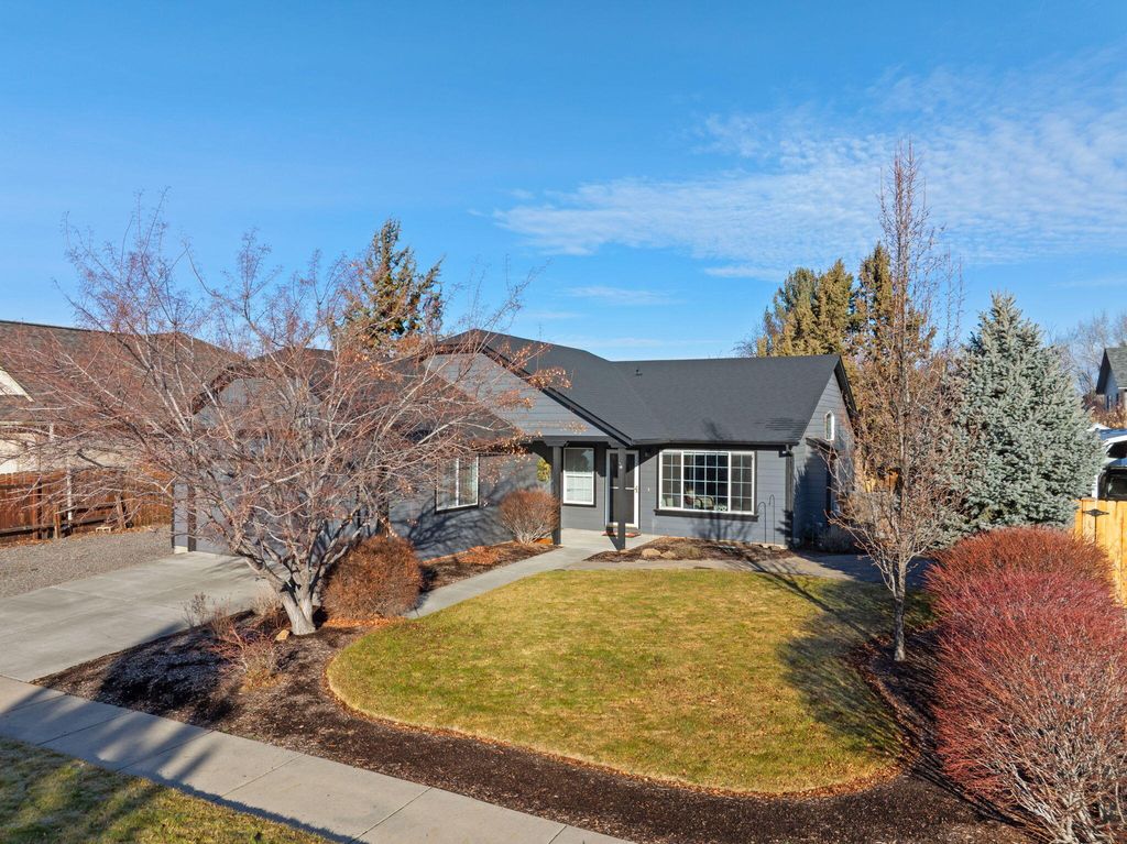 20970 Lupine Avenue, Bend, OR 97701