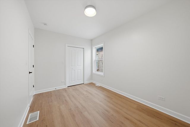 7517 S CARPENTER Street, Chicago, IL 60620