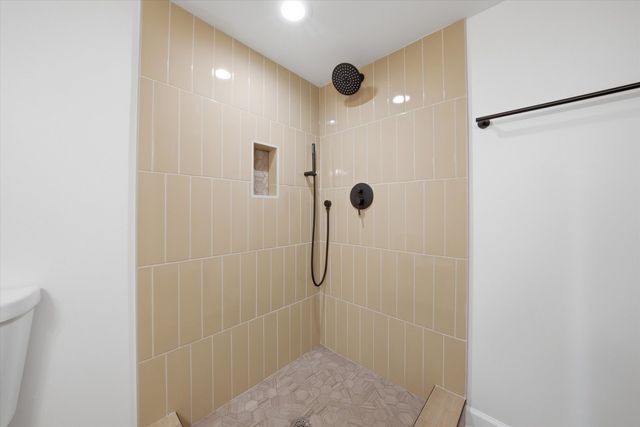 7517 S CARPENTER Street, Chicago, IL 60620