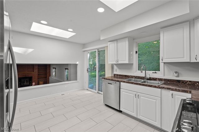 3171 Van Aken Boulevard, Shaker Heights, OH 44120