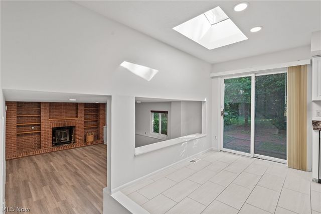 3171 Van Aken Boulevard, Shaker Heights, OH 44120
