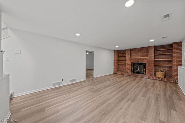 3171 Van Aken Boulevard, Shaker Heights, OH 44120