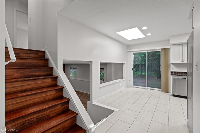 3171 Van Aken Boulevard, Shaker Heights, OH 44120