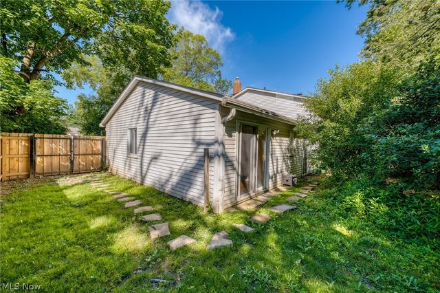 3171 Van Aken Boulevard, Shaker Heights, OH 44120