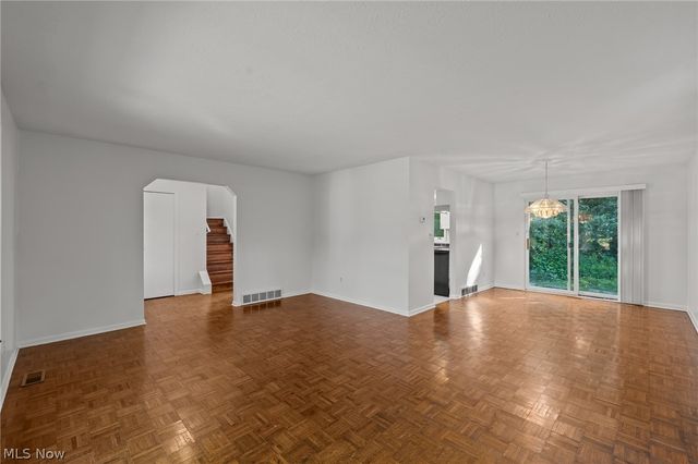 3171 Van Aken Boulevard, Shaker Heights, OH 44120