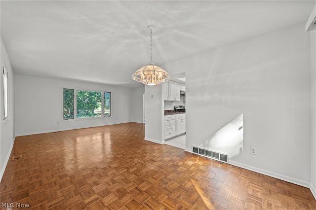 3171 Van Aken Boulevard, Shaker Heights, OH 44120