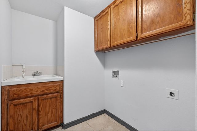 5427 N State Street, Fresno, CA 93722