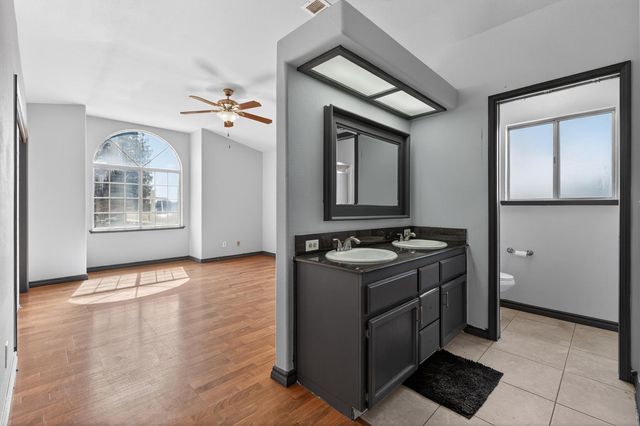 5427 N State Street, Fresno, CA 93722