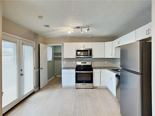 8321 Beechwood Court, Riverdale, GA 30274